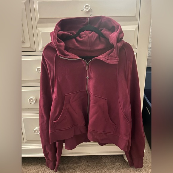 Lululemon Scuba Oversized Full-Zip Hoodie - Picture 3 of 5